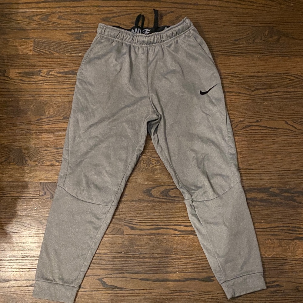 Nike Heather Gray Athletic Pants